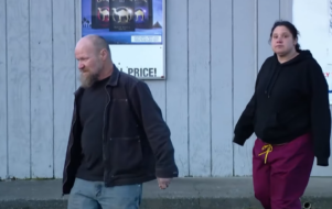 Homem é esfaqueado em Washington após declarar ser cristão