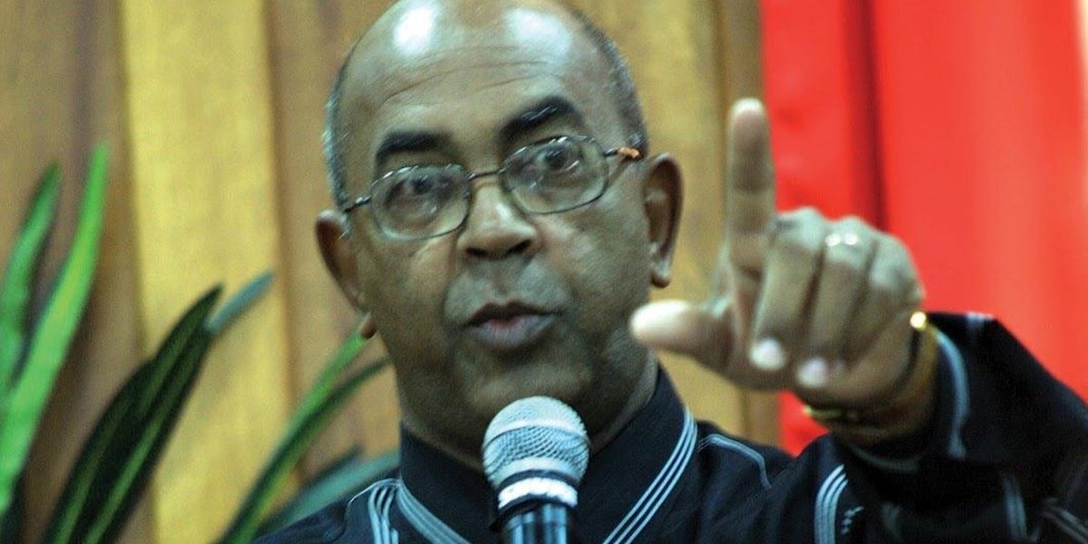 Ex-mestre-sala convertido diz que Carnaval abre “portais do inferno”