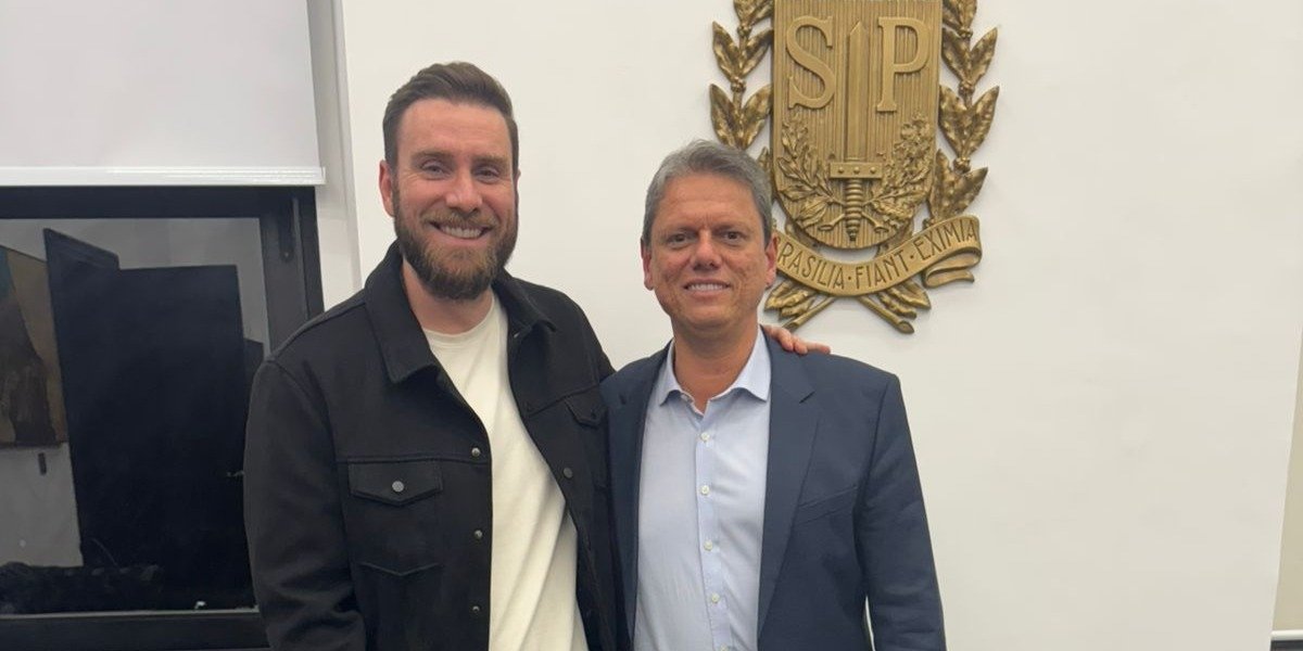 Igreja reúne empresários com Tarcísio de Freitas em evento.