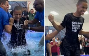 Autista alegra igreja em batismo emocionante