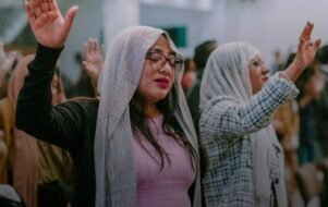 Líderes iranianos relatam expansão do Evangelho apesar de conflitos