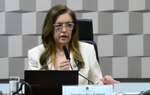 Senado analisa projeto que impede alterações na Bíblia