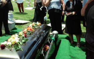 Tiroteio em funeral nos EUA leva dez pessoas a aceitarem Jesus