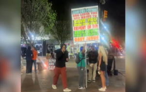 Jogador demitido da NBA prega após críticas à pauta LGBT