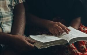 Cristãos na Índia perdem acesso à água e renda por fé em Jesus